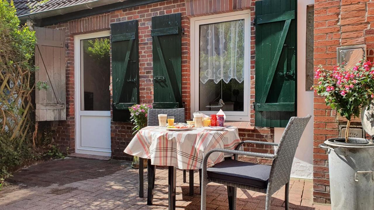 Fewo-Butze 2 Mit Terrasse Dornumersiel Exterior photo